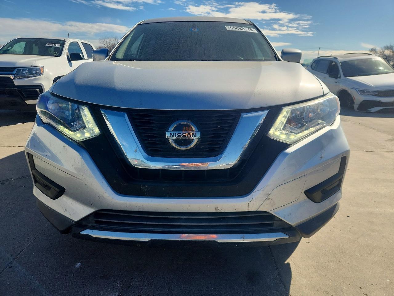 2018 NISSAN ROGUE S photo 5