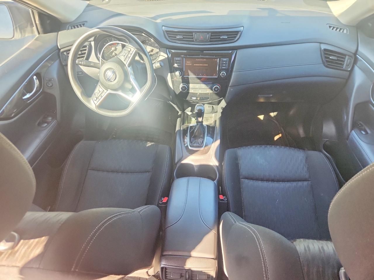 2018 NISSAN ROGUE S photo 8