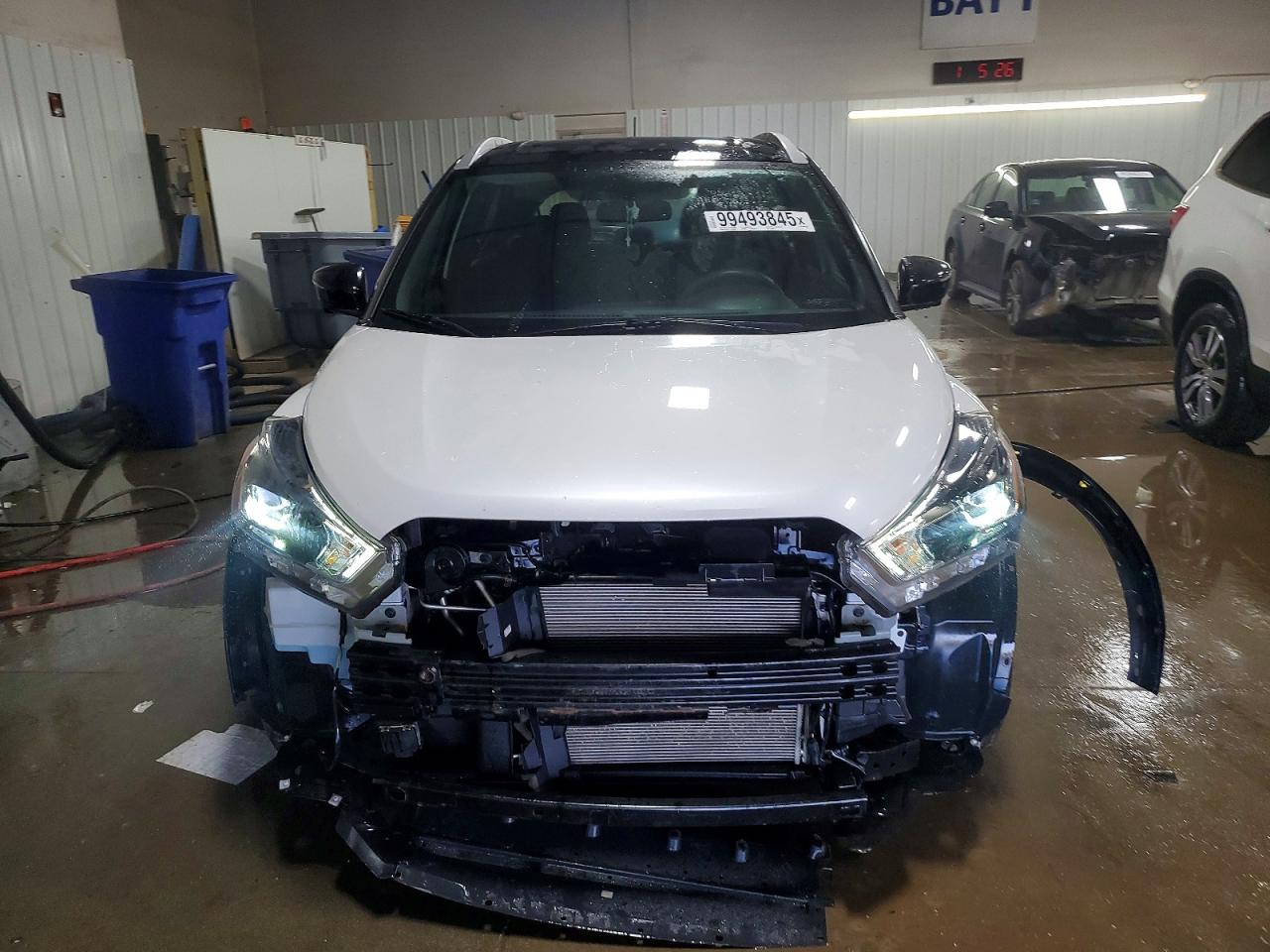 2019 NISSAN KICKS S photo 5