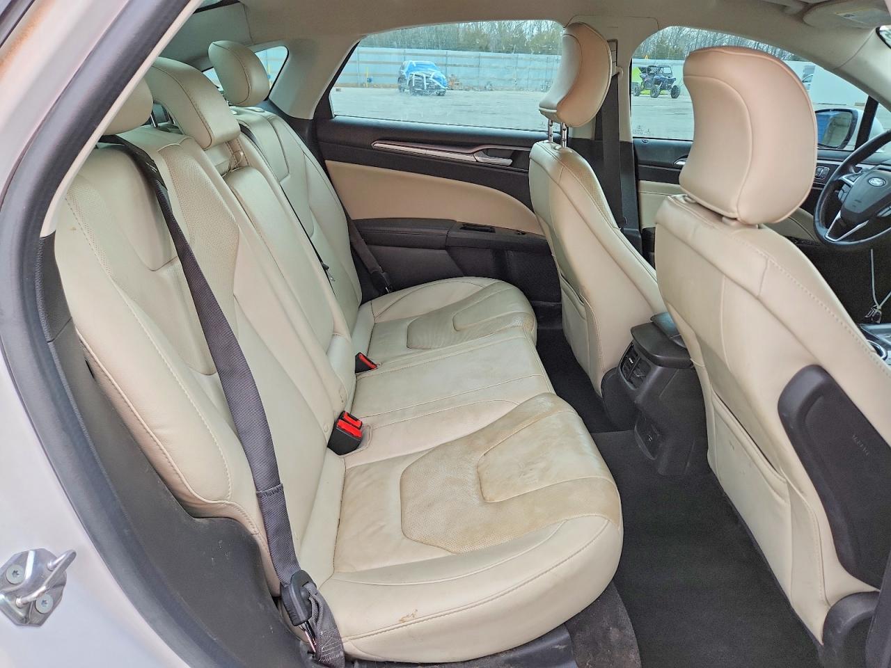 2015 FORD FUSION TITANIUM photo 10