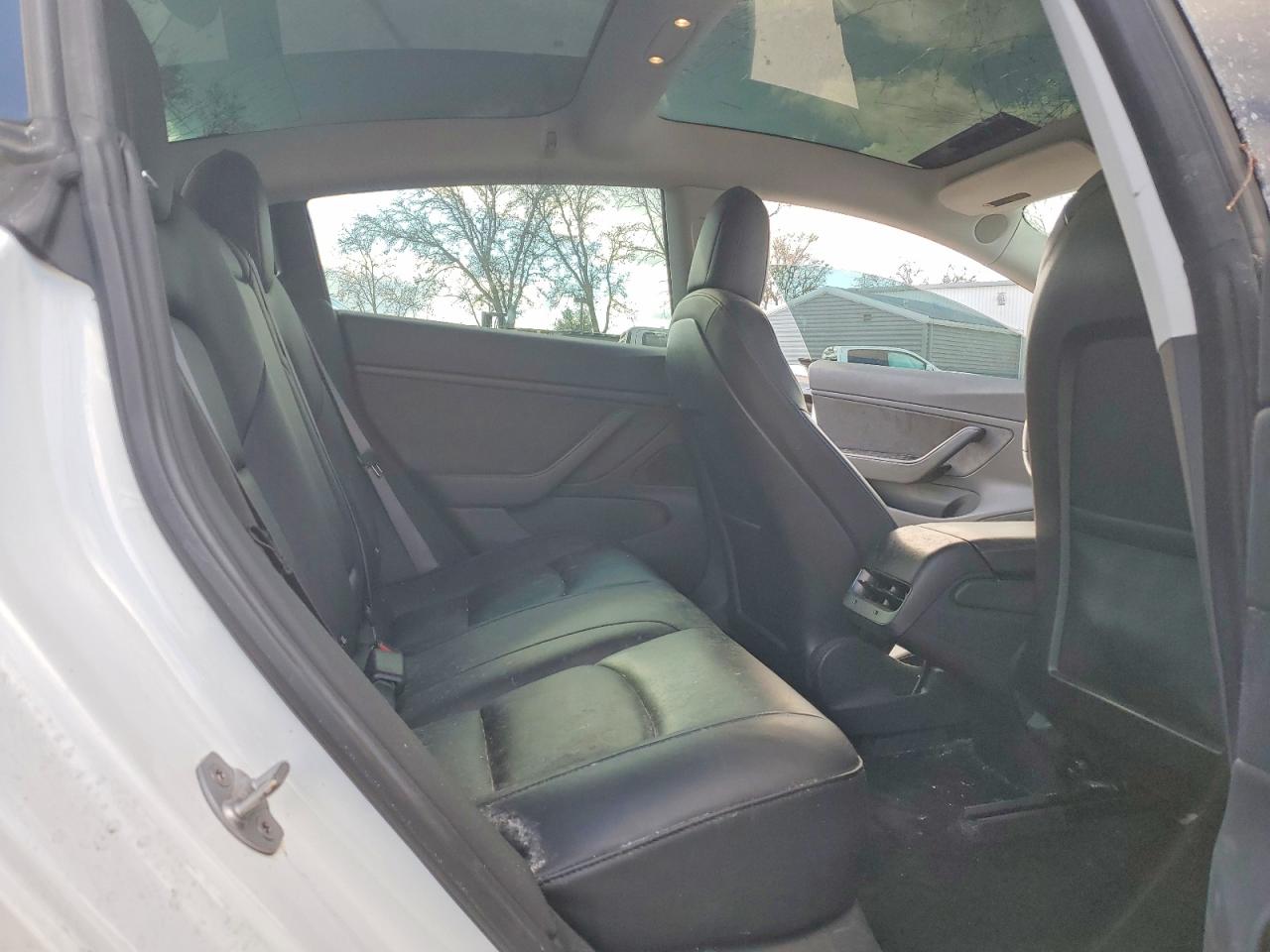 2018 TESLA MODEL 3 photo 10