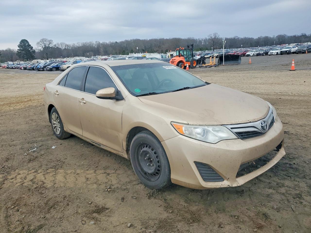 2012 TOYOTA CAMRY BASE photo 4