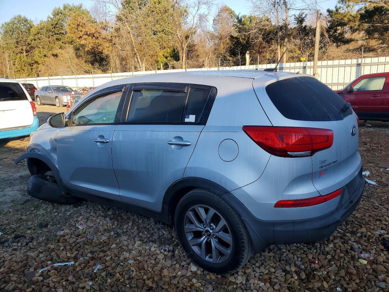 2016 KIA SPORTAGE LX photo 2