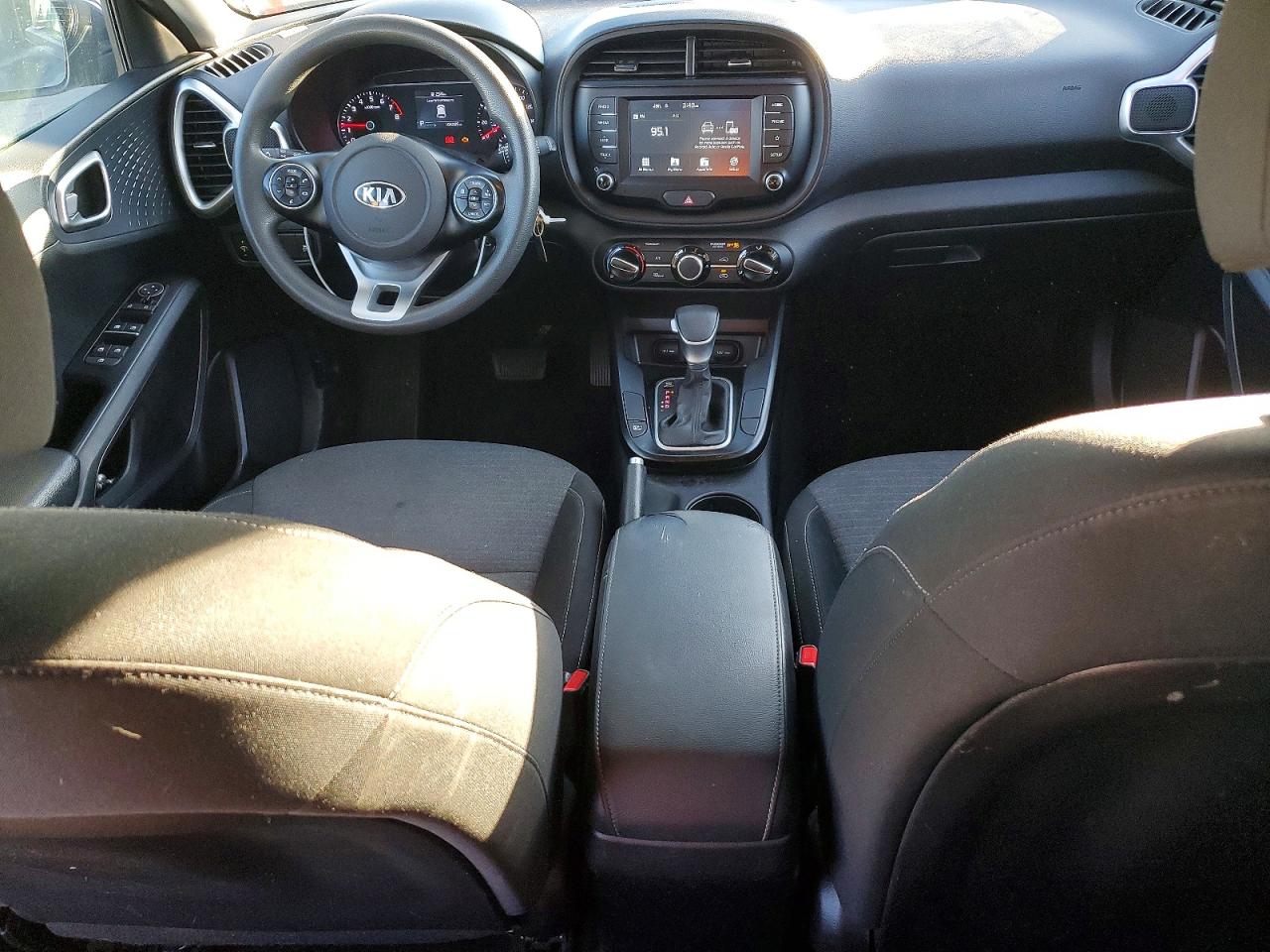 2021 KIA SOUL LX photo 8