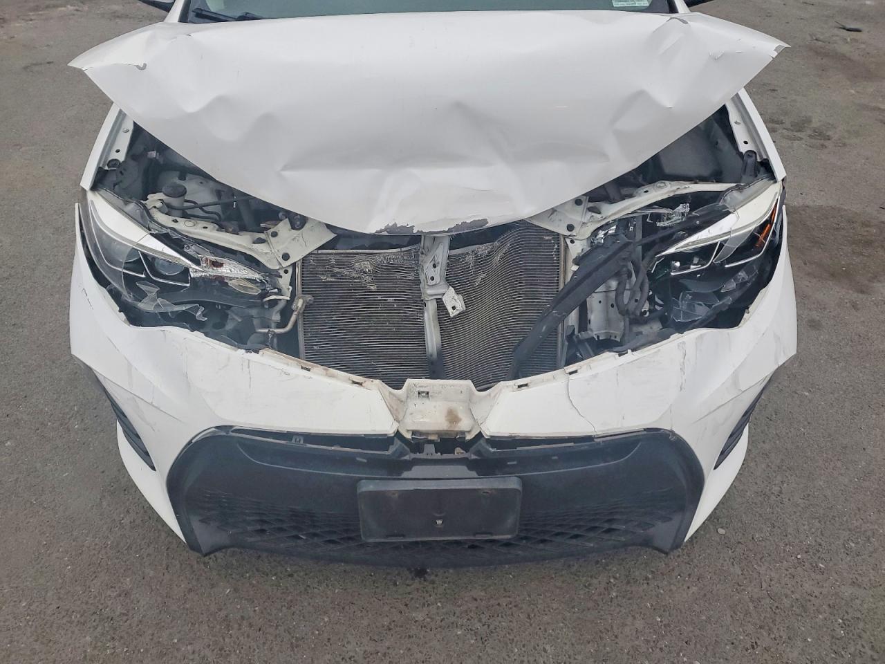 2017 TOYOTA COROLLA L photo 11