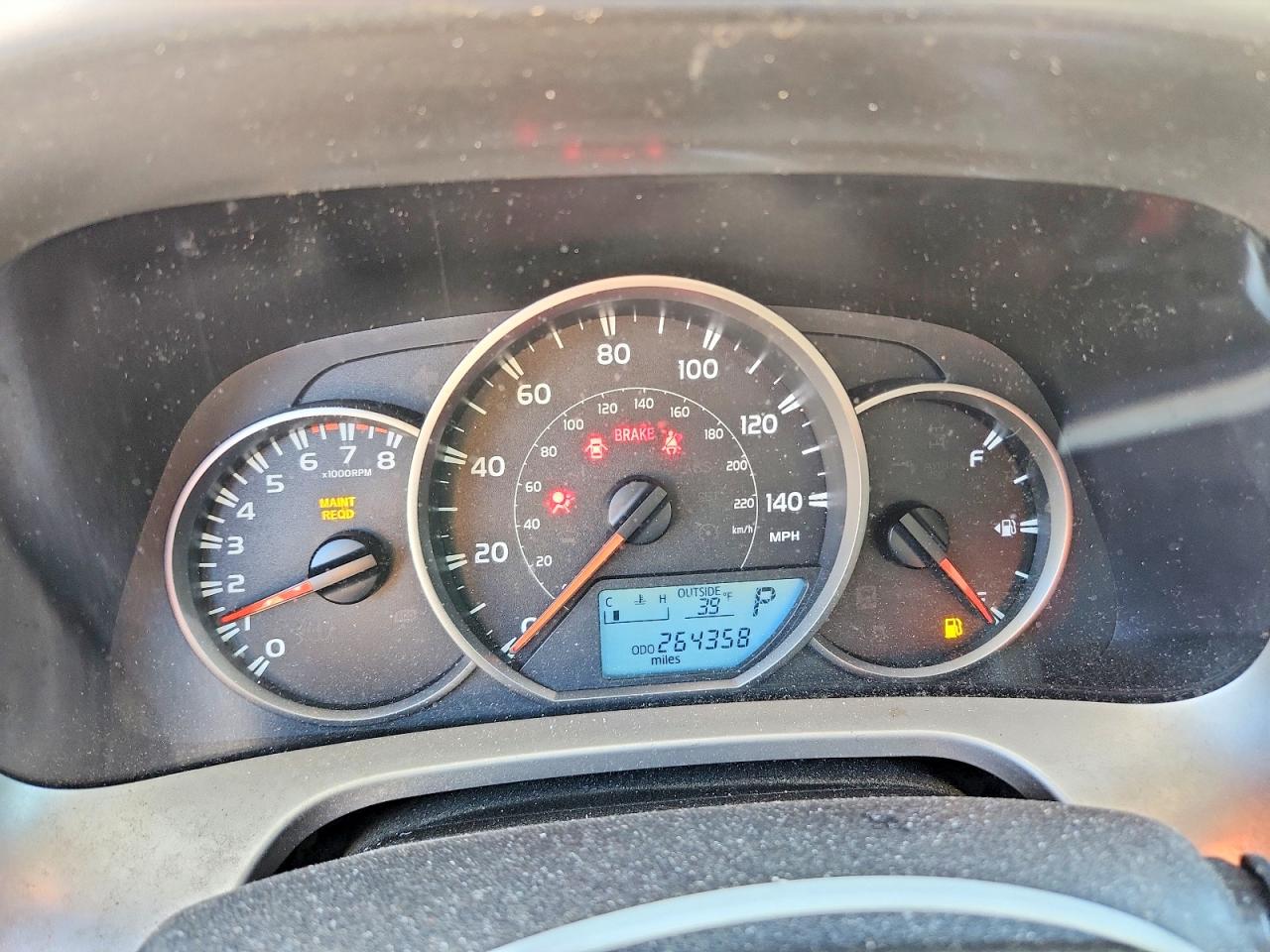 2016 TOYOTA RAV4 LE photo 9