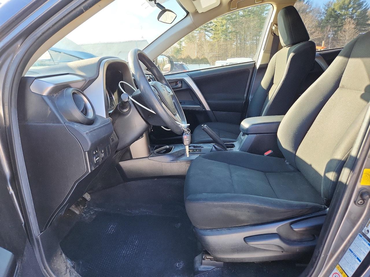 2016 TOYOTA RAV4 LE photo 7