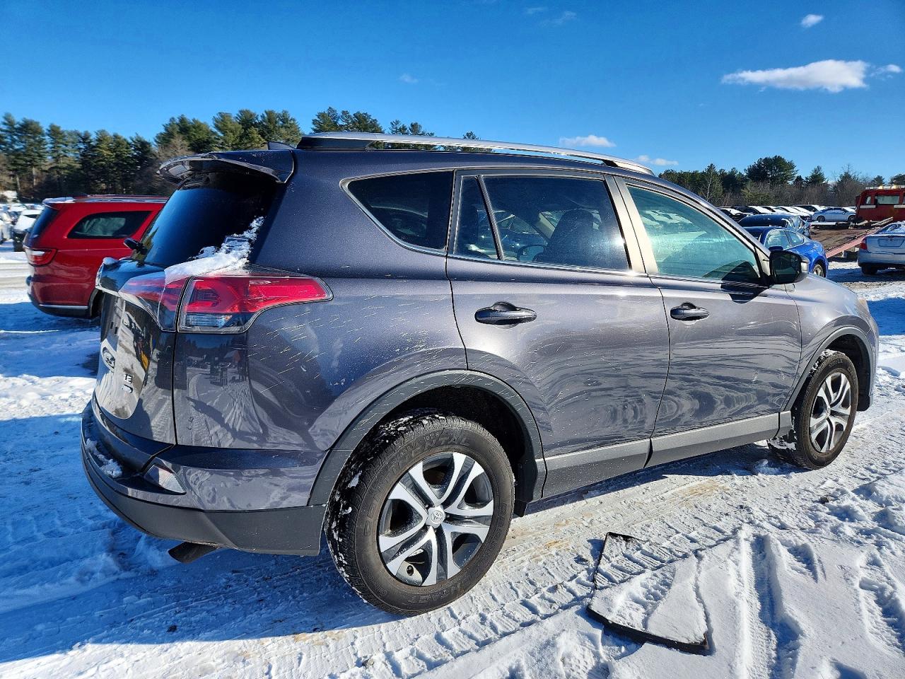 2016 TOYOTA RAV4 LE photo 3