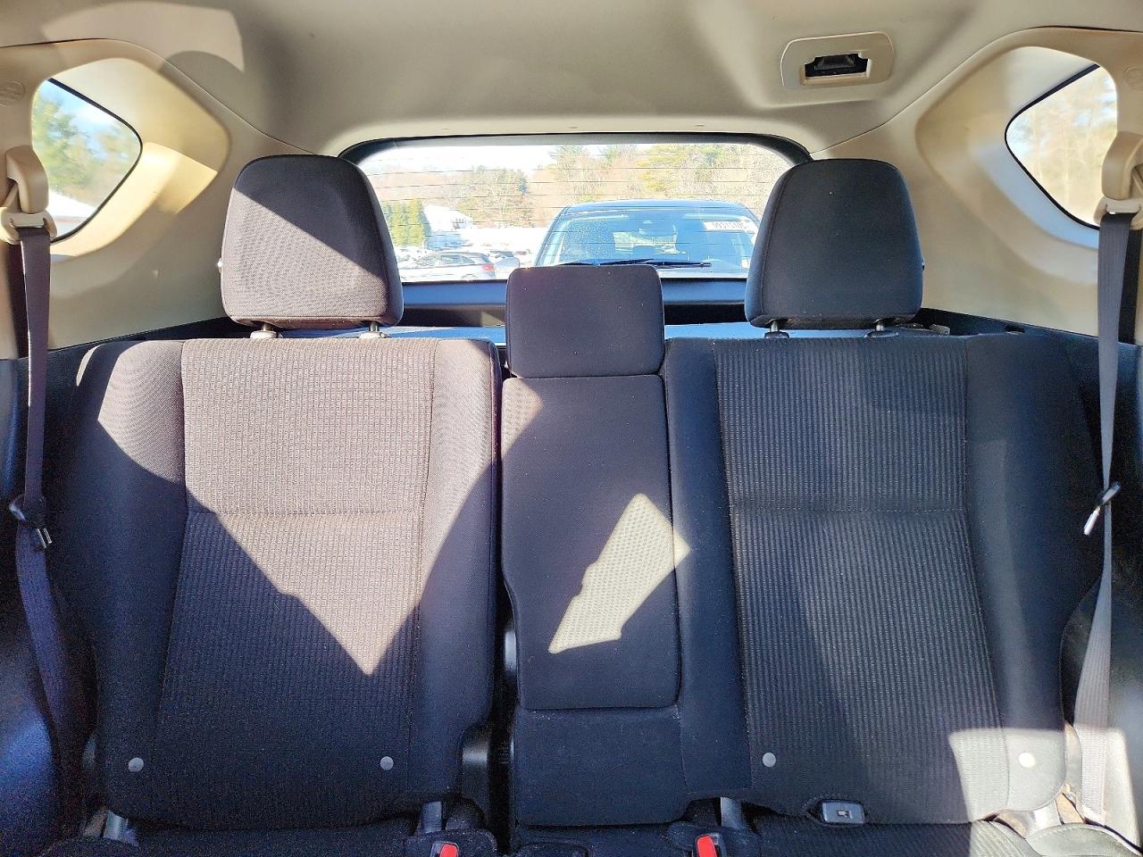 2016 TOYOTA RAV4 LE photo 10