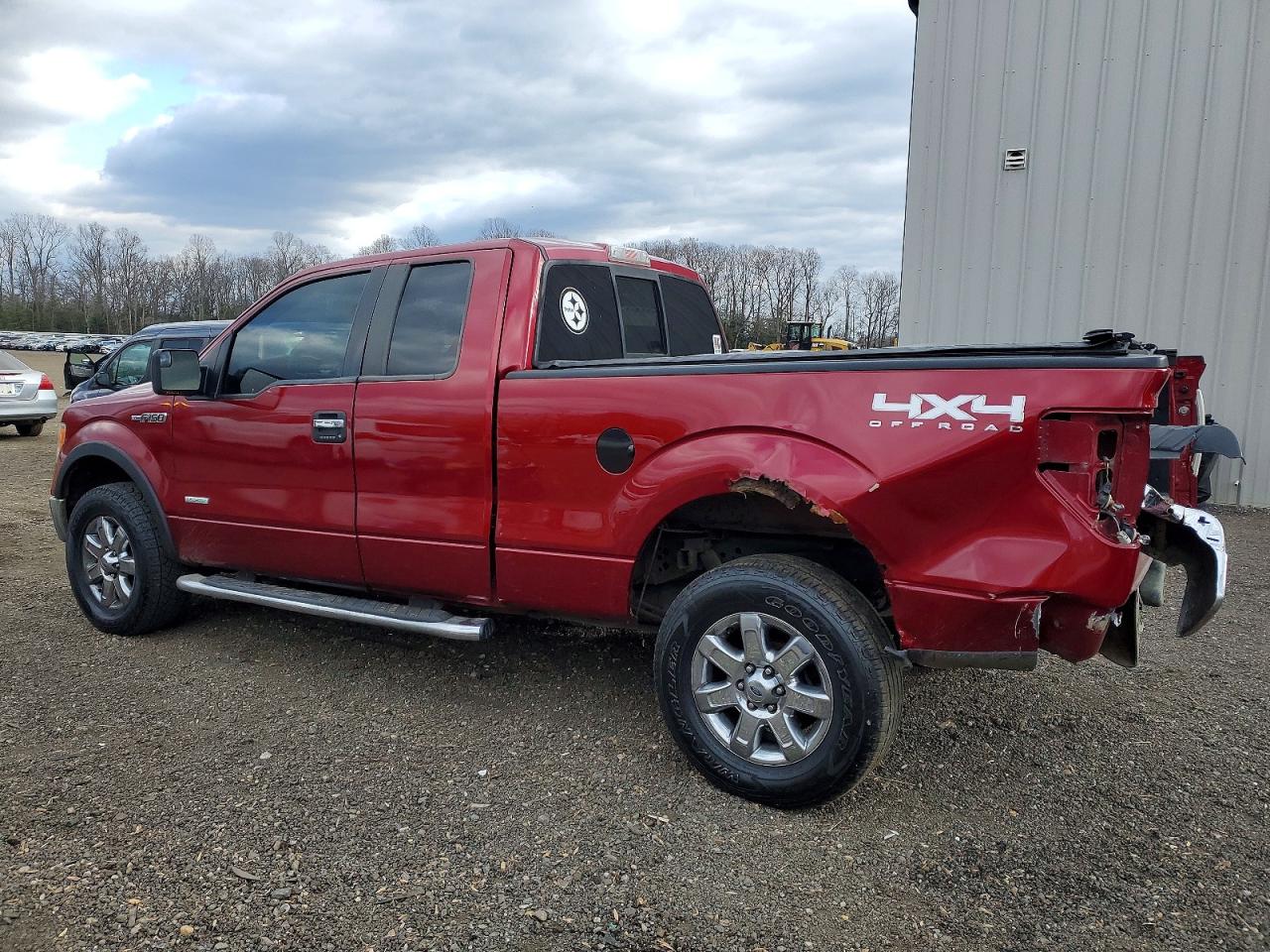 2013 FORD F150 SUPER CAB photo 2