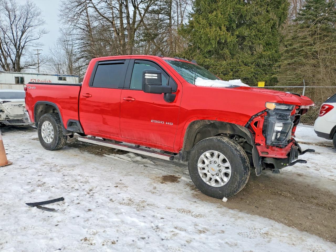 2024 CHEVROLET SILVERADO K2500 HEAVY DUTY LT photo 4