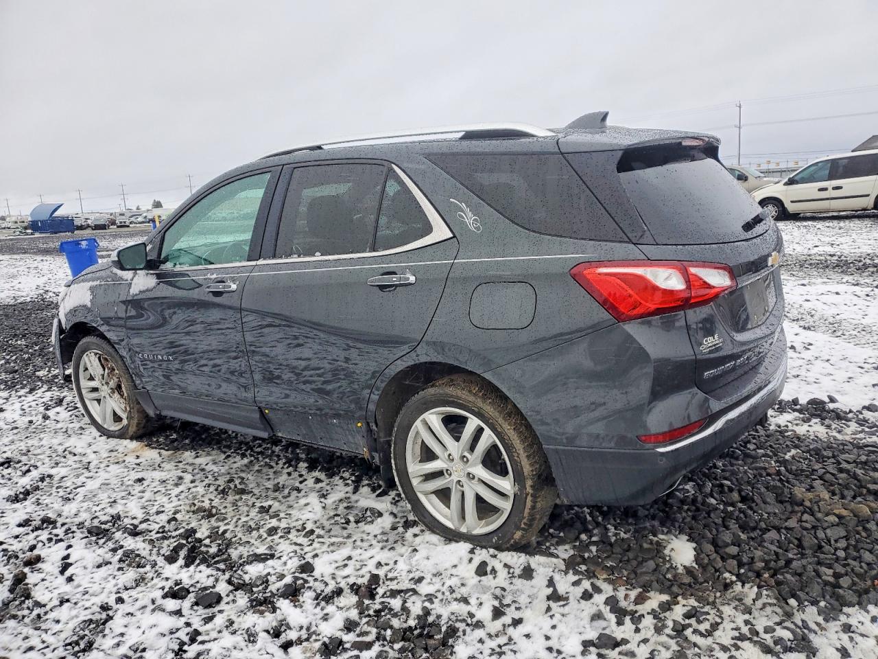 2019 CHEVROLET EQUINOX PREMIER photo 2