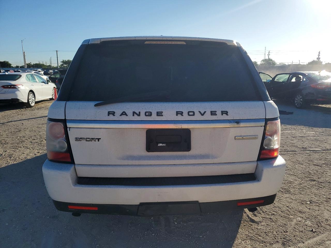 2013 LAND ROVER RANGE ROVER SPORT HSE LUXURY photo 6