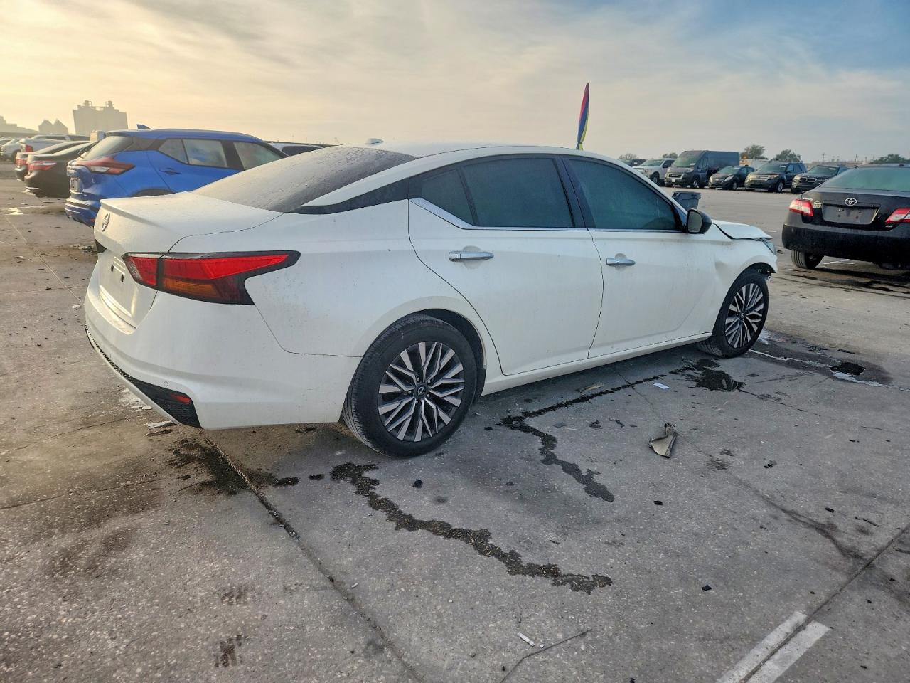 2025 NISSAN ALTIMA SV photo 3