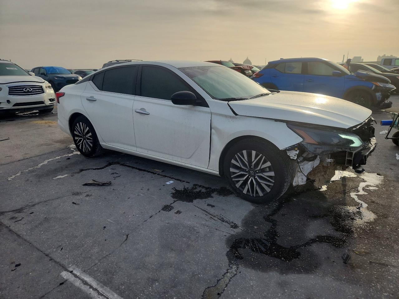 2025 NISSAN ALTIMA SV photo 4