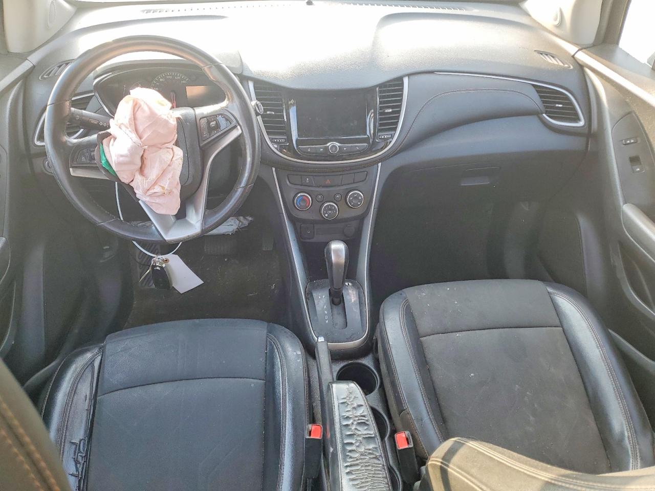 2019 CHEVROLET TRAX 1LT photo 8