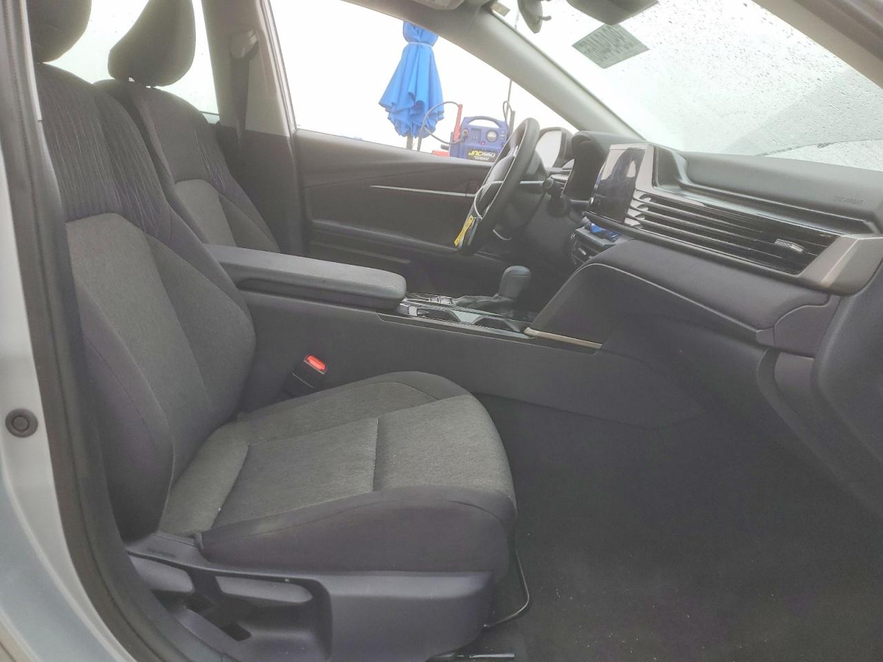 2025 TOYOTA CAMRY XSE photo 7