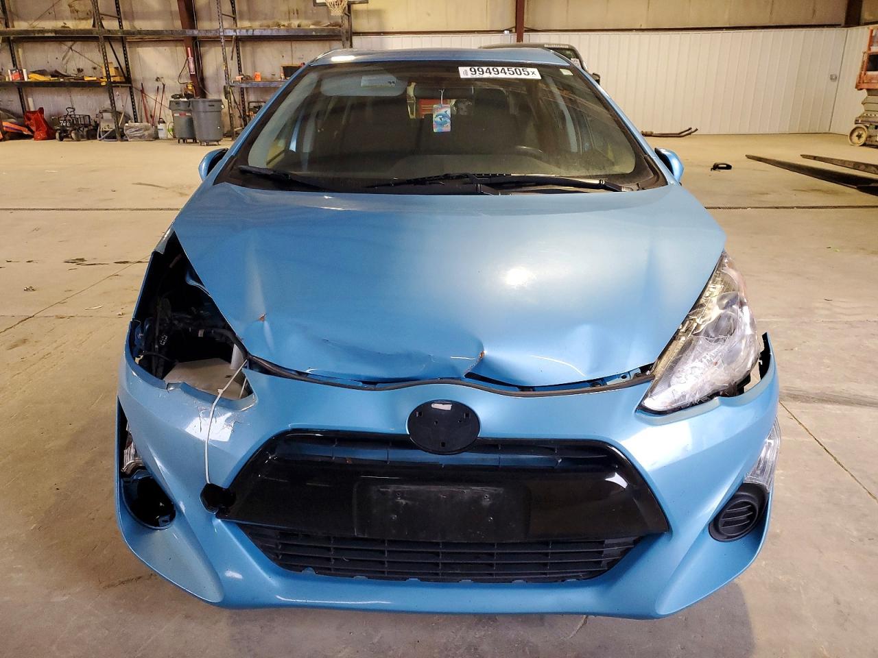 2015 TOYOTA PRIUS C photo 5