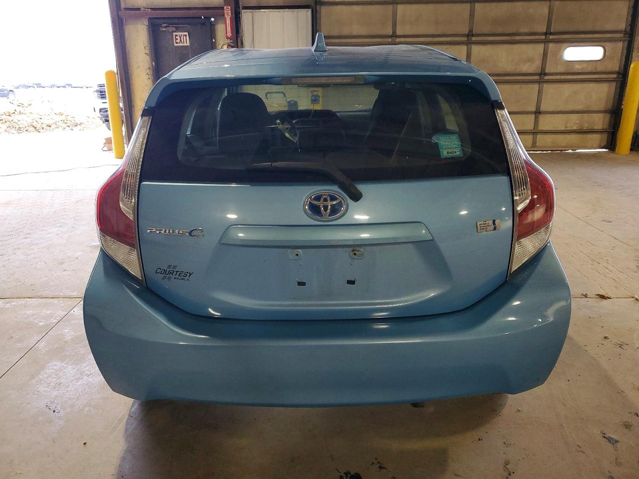 2015 TOYOTA PRIUS C photo 6