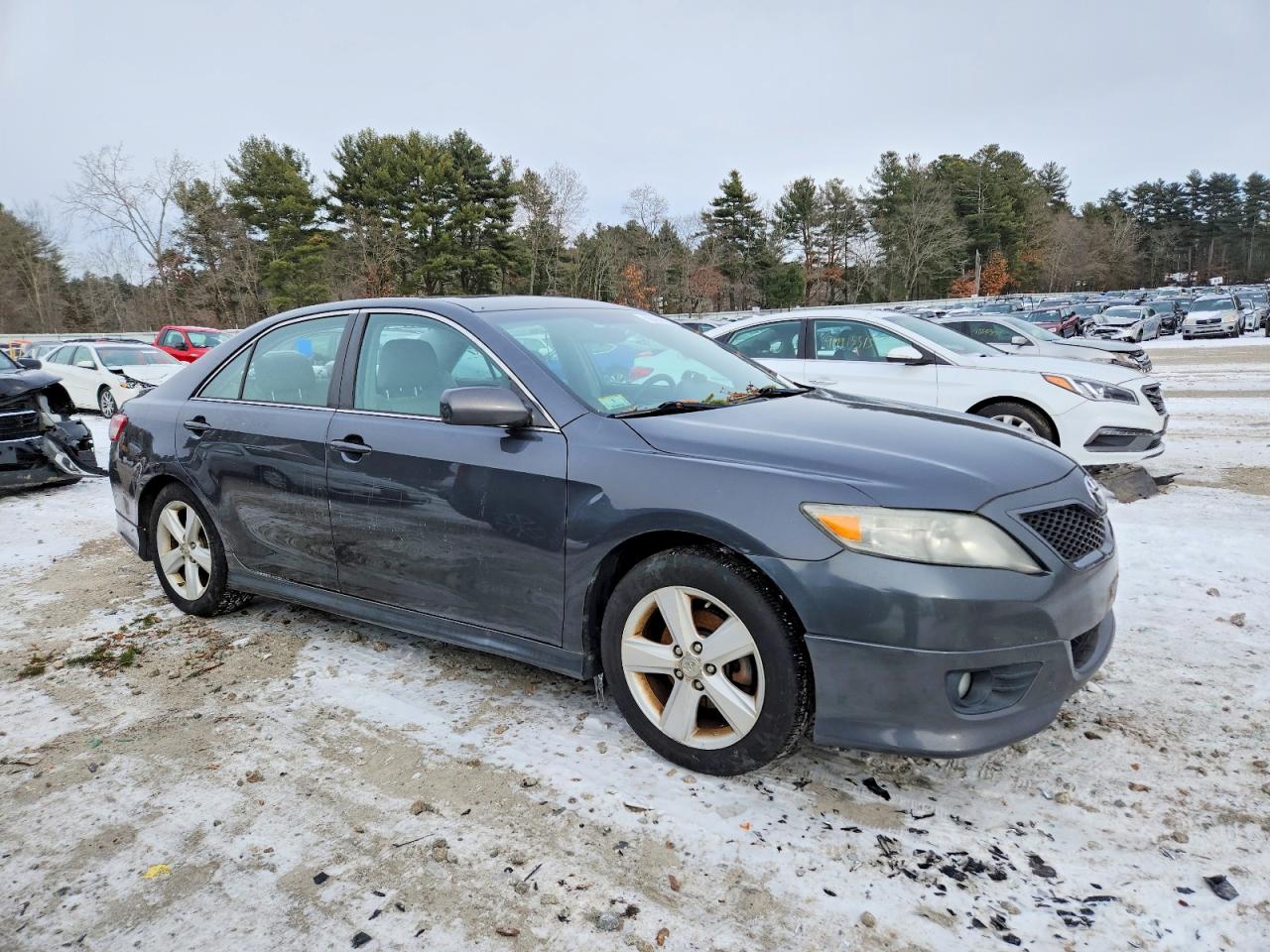2010 TOYOTA CAMRY BASE photo 10