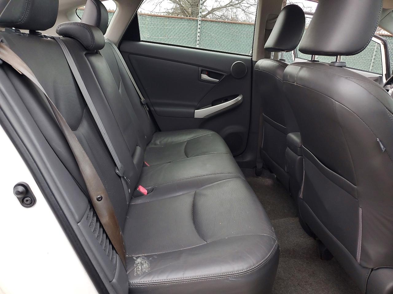 2011 TOYOTA PRIUS photo 19