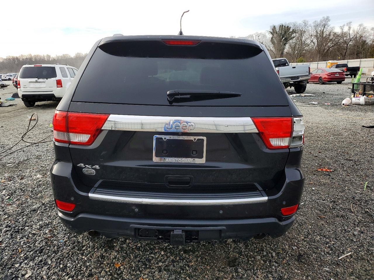 2012 JEEP GRAND CHEROKEE OVERLAND photo 6