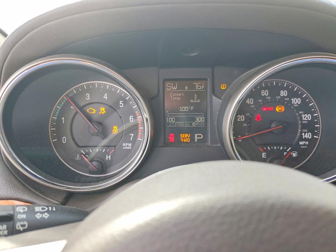 2012 JEEP GRAND CHEROKEE OVERLAND photo 9
