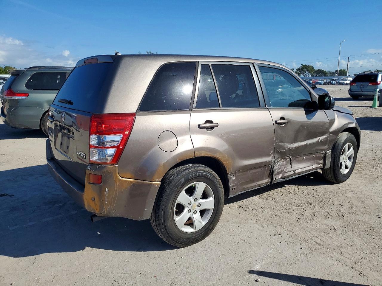 2013 SUZUKI GRAND VITARA PREMIUM photo 3