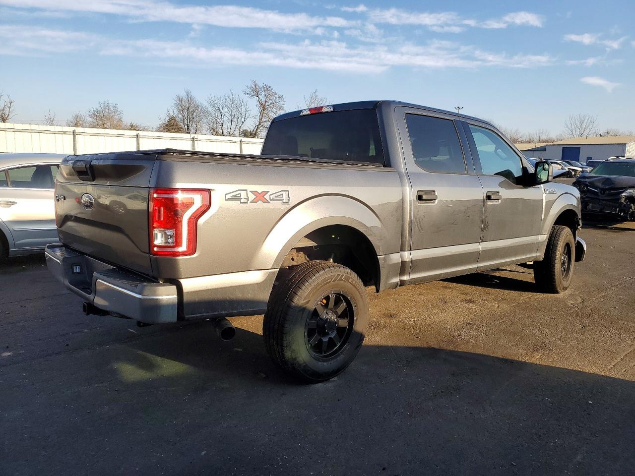 2017 FORD F150 SUPERCREW photo 5