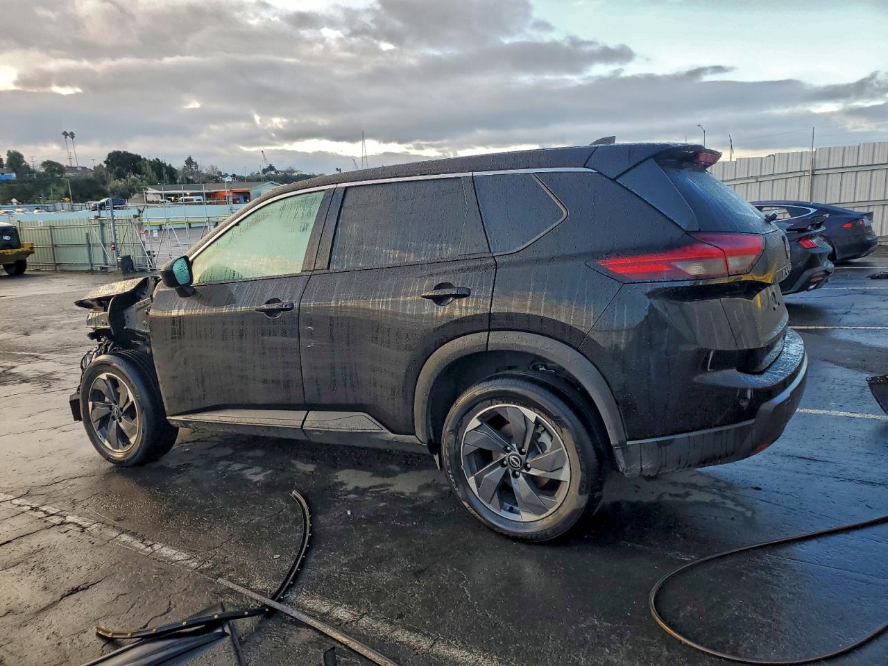 2025 NISSAN ROGUE SV photo 2