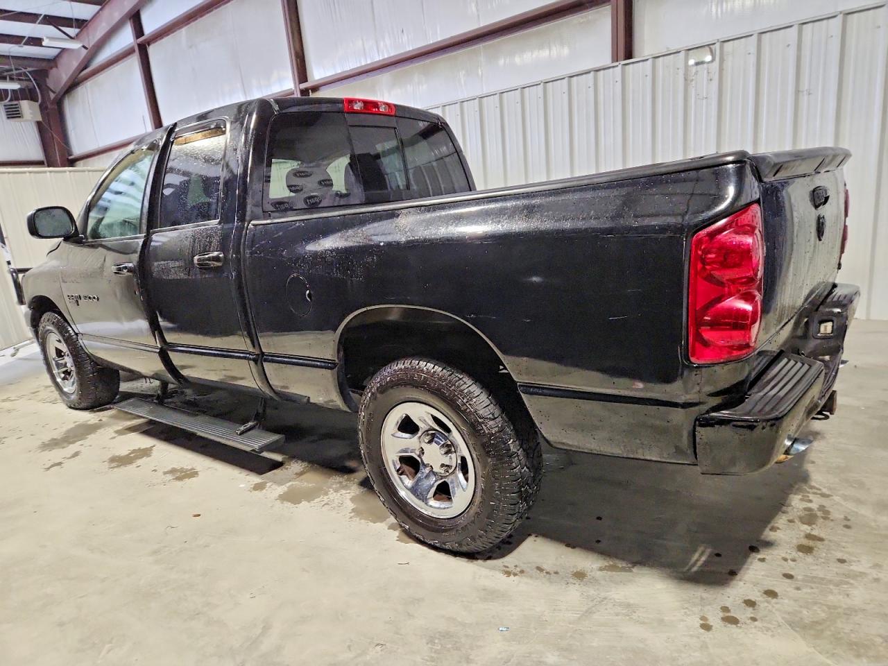 2007 DODGE RAM 1500 ST photo 2