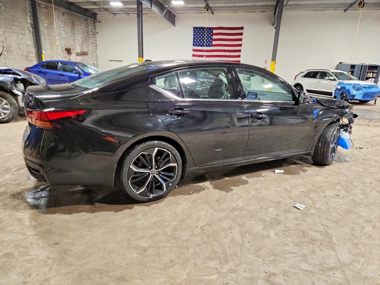 2025 NISSAN ALTIMA SR photo 3