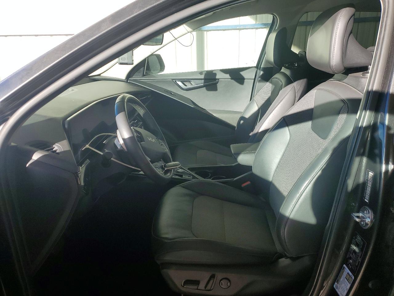 2024 KIA NIRO WIND photo 7