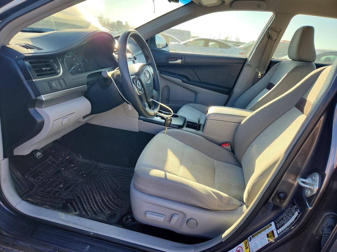 2012 TOYOTA CAMRY BASE photo 13