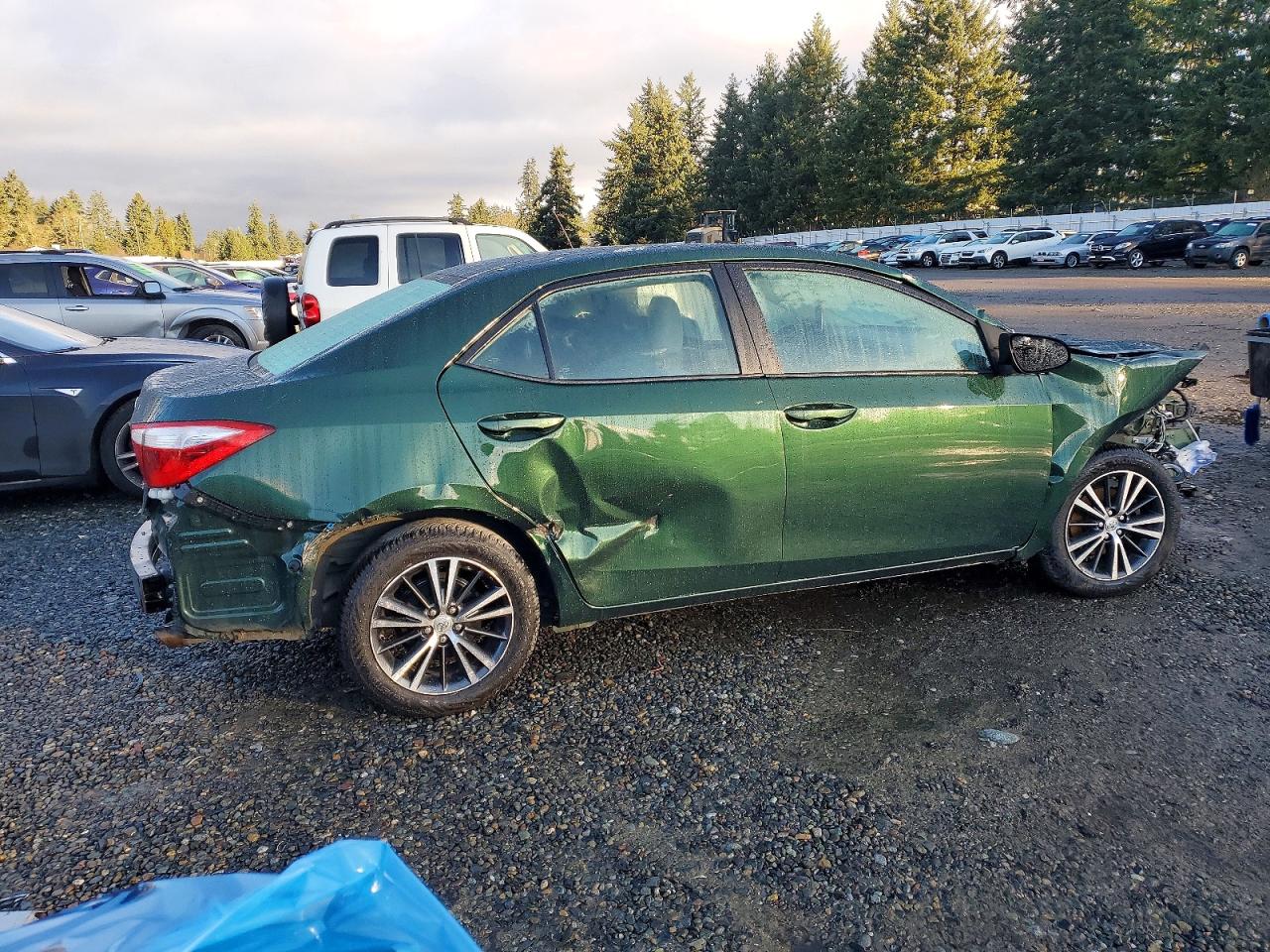 2016 TOYOTA COROLLA LE PLUS photo 3