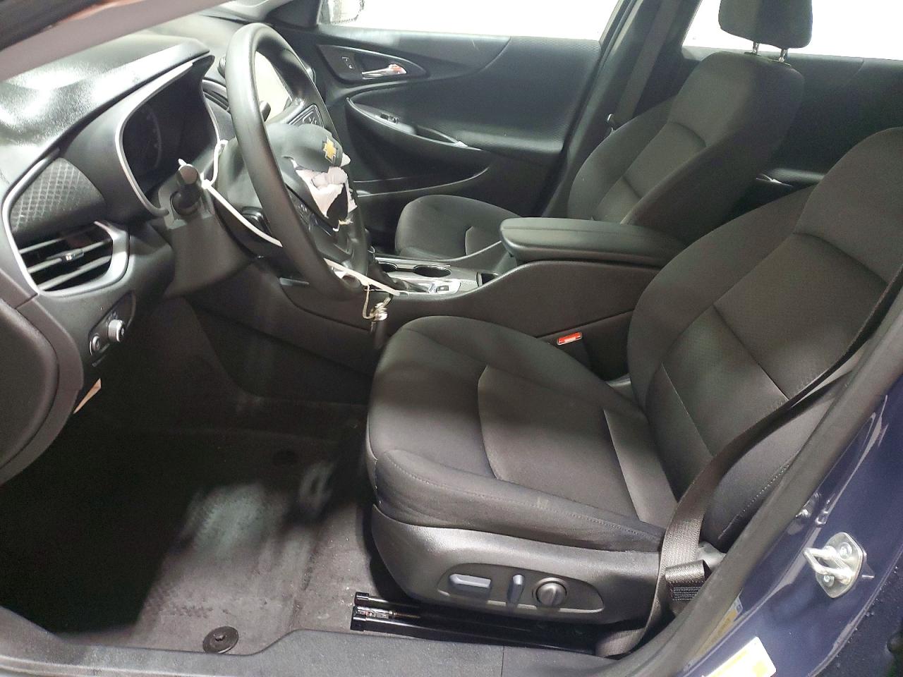 2025 CHEVROLET MALIBU LT photo 7