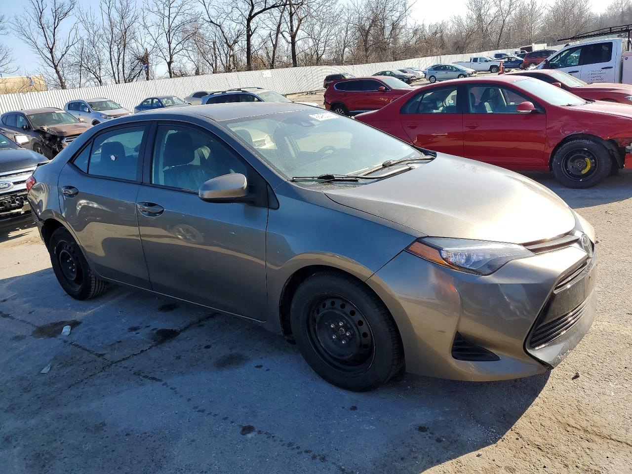 2019 TOYOTA COROLLA L photo 4