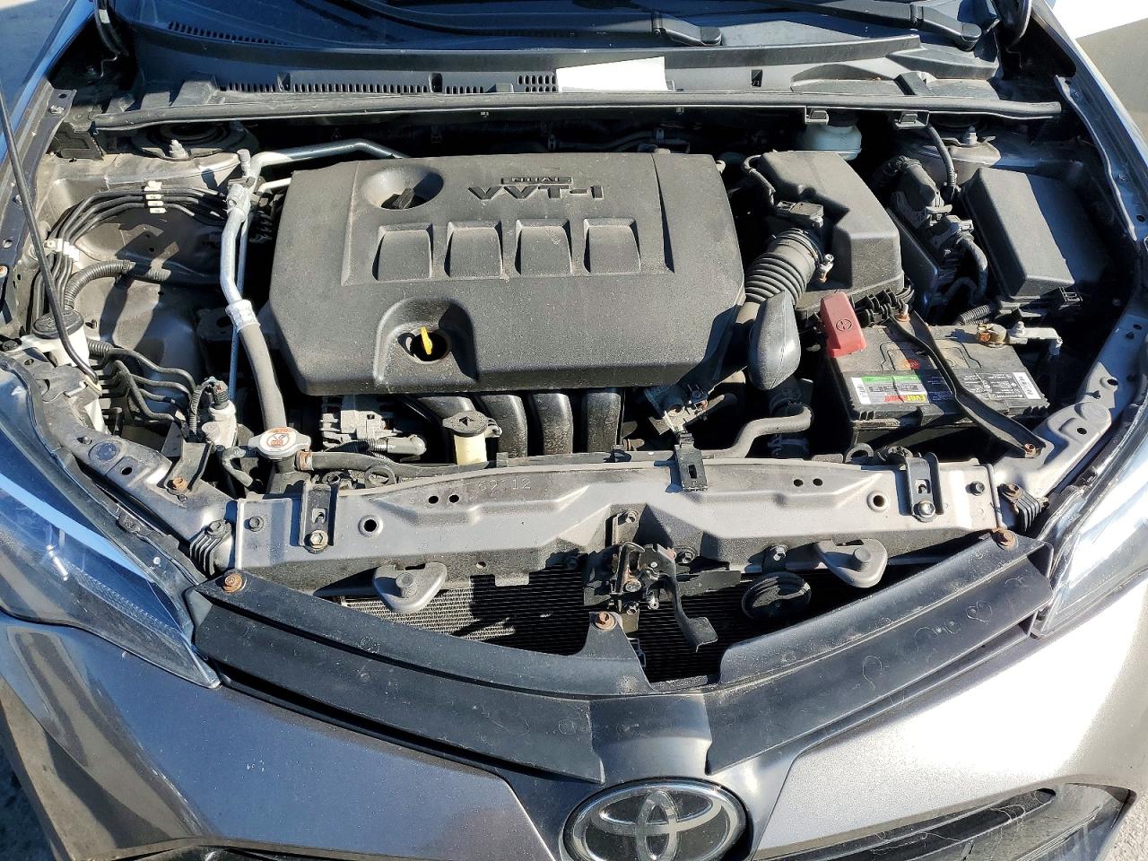 2019 TOYOTA COROLLA L photo 11