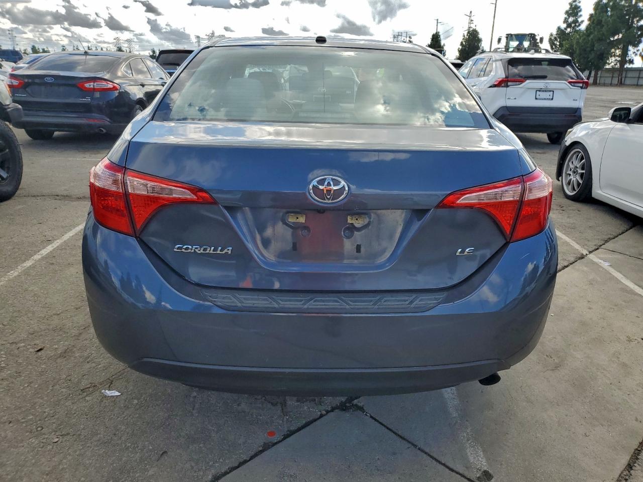 2017 TOYOTA COROLLA L photo 11