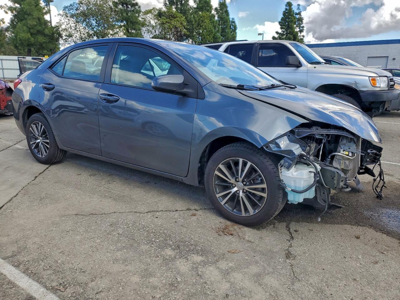 2017 TOYOTA COROLLA L photo 7