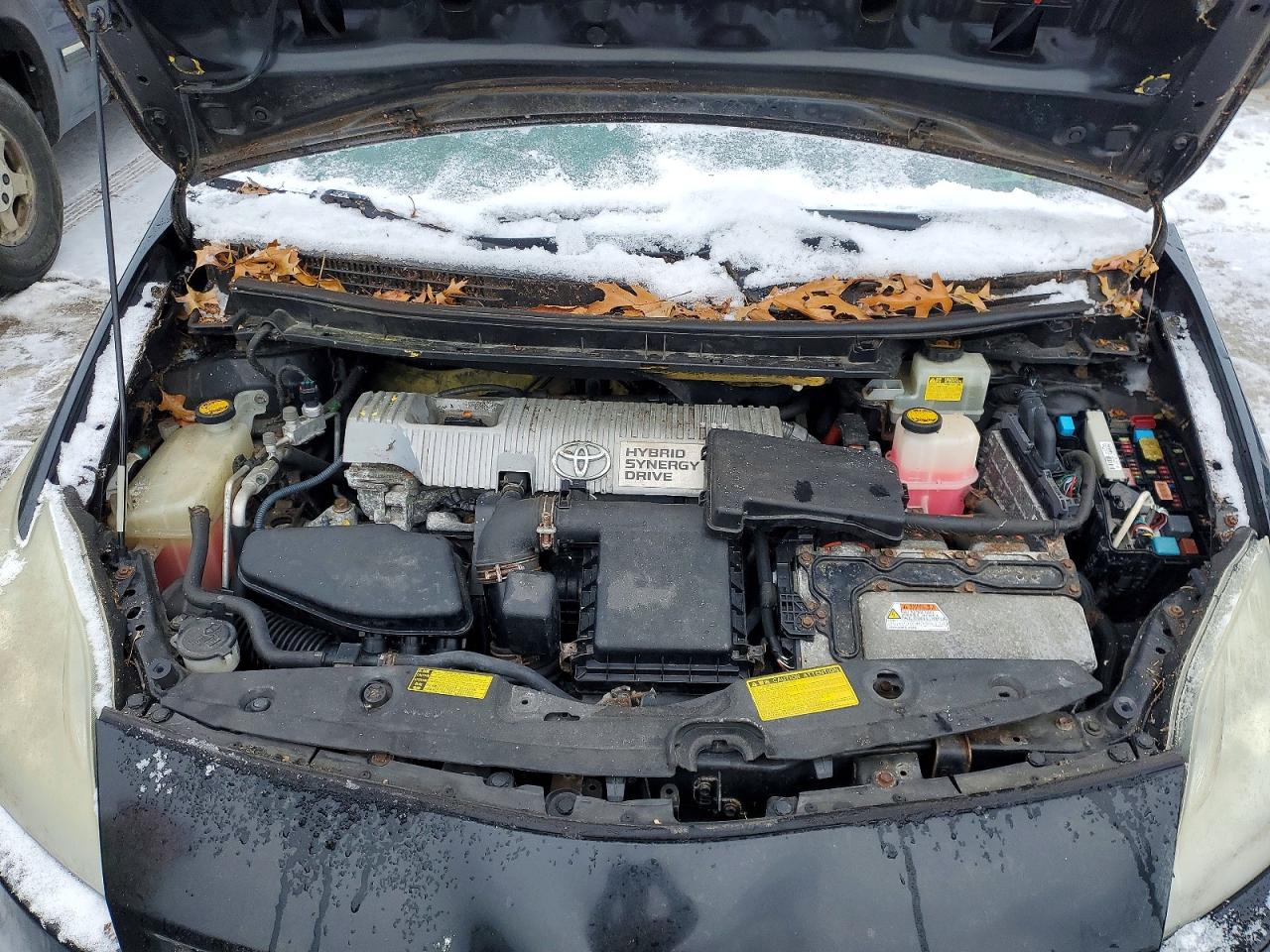2010 TOYOTA PRIUS photo 11