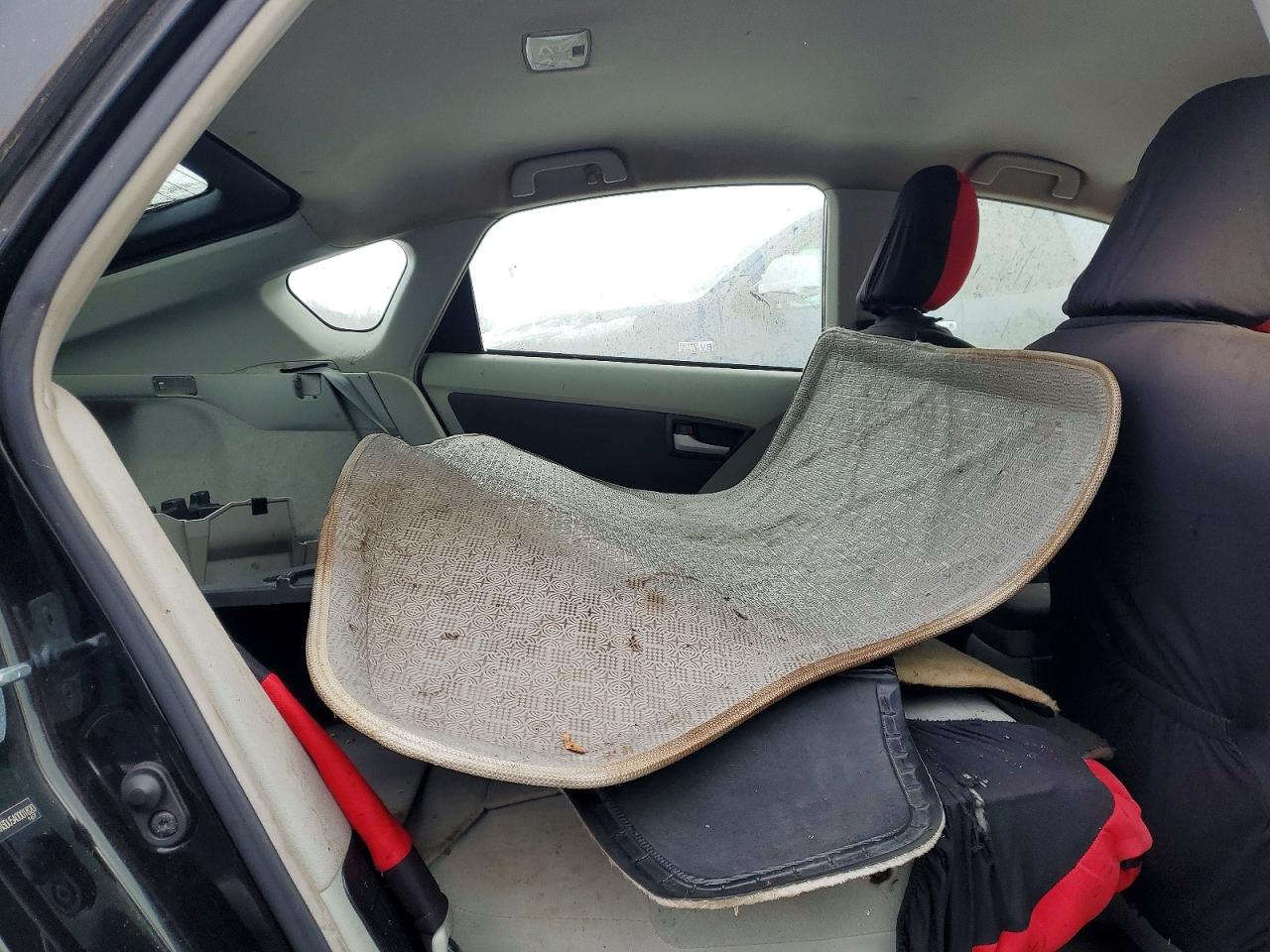 2010 TOYOTA PRIUS photo 10