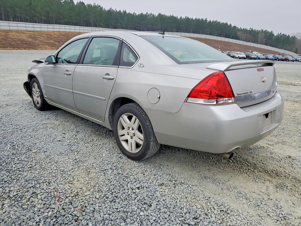 2007 CHEVROLET IMPALA LT photo 2