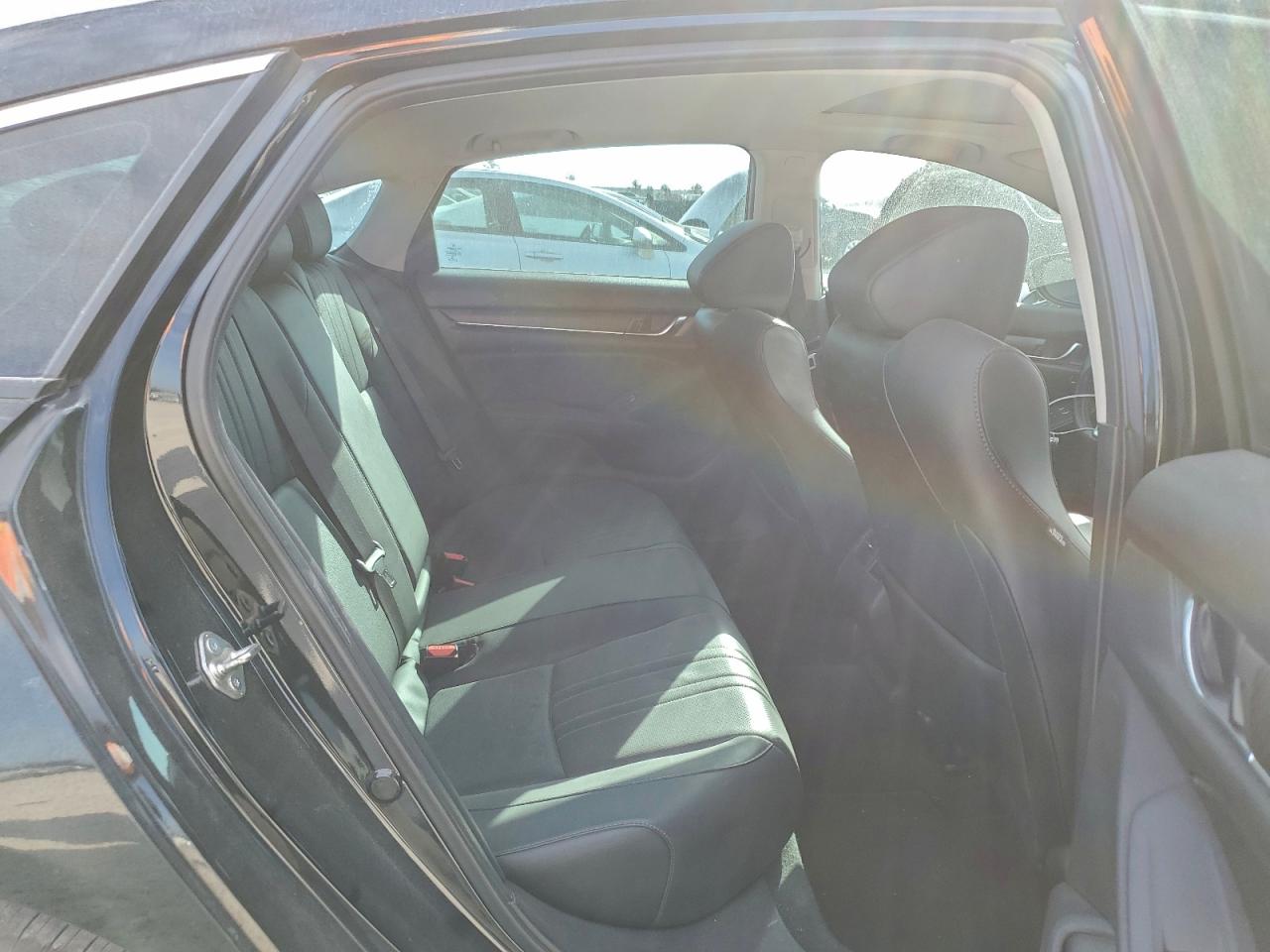 2018 HONDA ACCORD EXL photo 19