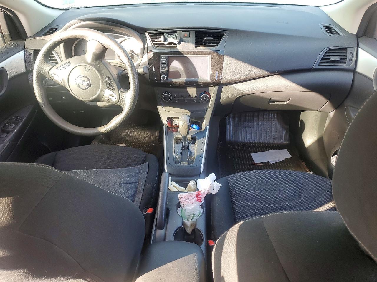 2019 NISSAN SENTRA S photo 8
