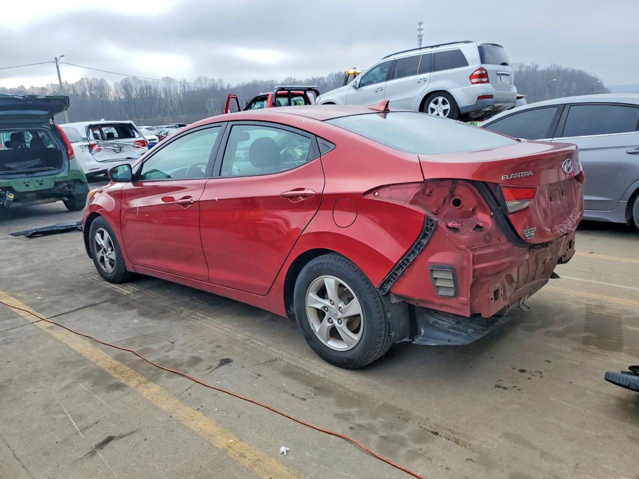 2015 HYUNDAI ELANTRA SE photo 2
