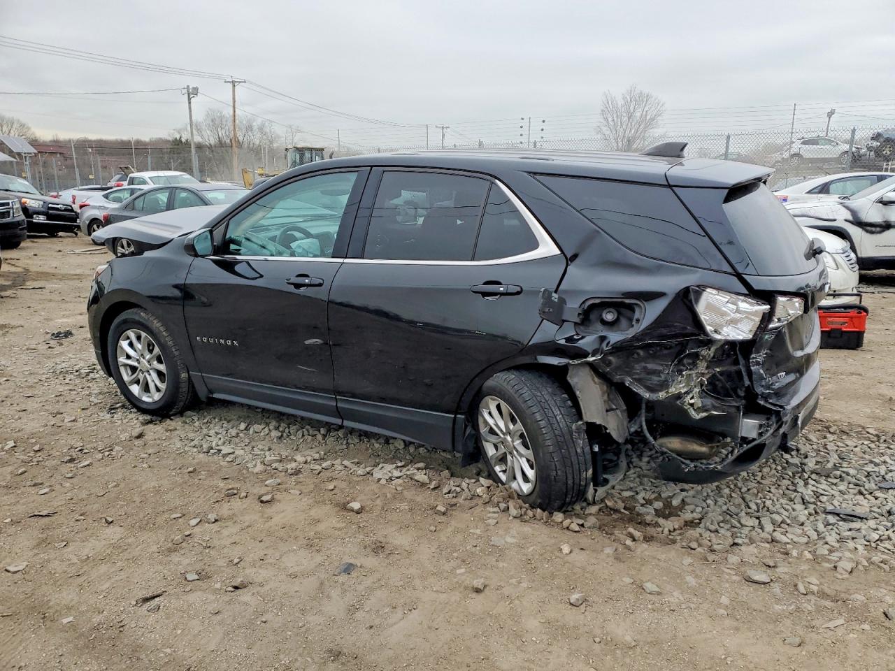 2019 CHEVROLET EQUINOX LT photo 2