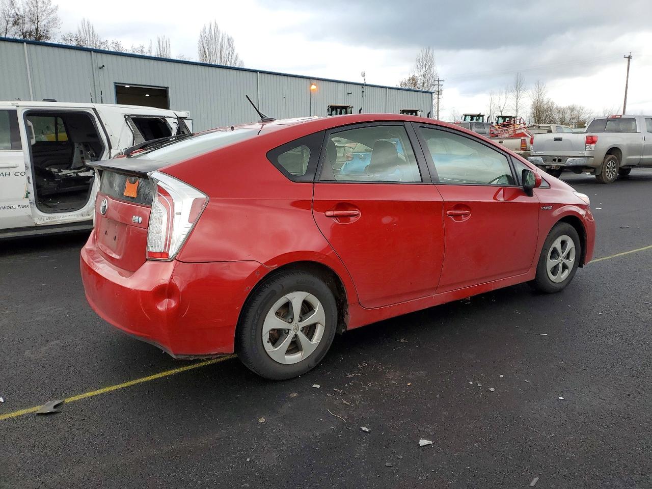 2012 TOYOTA PRIUS photo 3