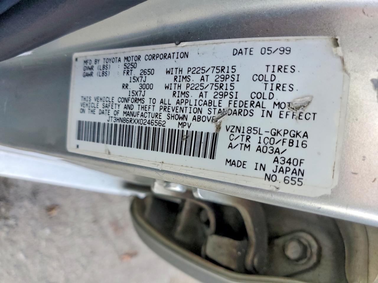 1999 TOYOTA 4RUNNER SR5 photo 14
