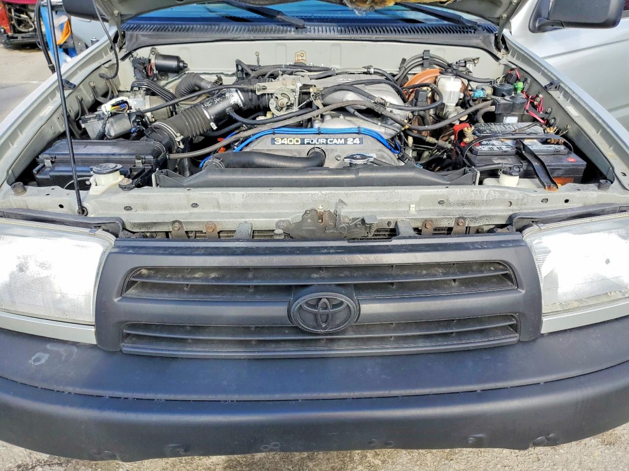 1999 TOYOTA 4RUNNER SR5 photo 12